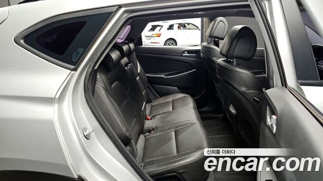 Hyundai All New Tucson Style, 2016 11