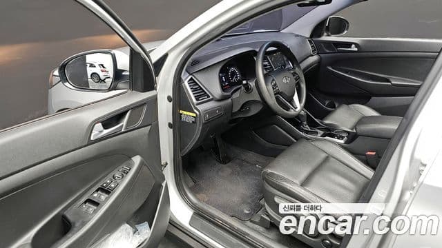 Hyundai All New Tucson Style, 2016 12