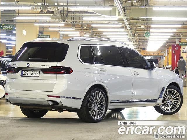 BMW X7 (G07) xDrive 40i Design Pure Excellence 6인승, 2024 3