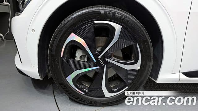 Kia EV6 GT Line, 2022 все фото