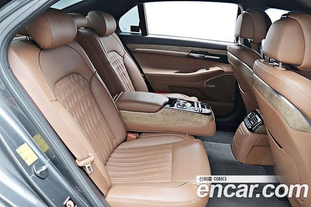 Genesis G90 Luxury, 2020 9
