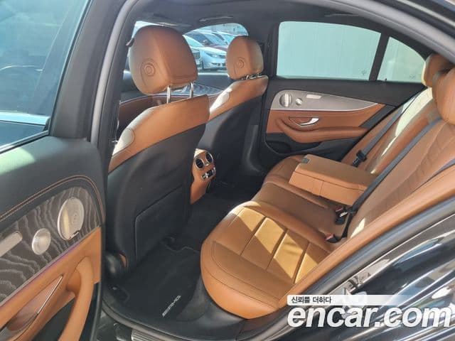 Mercedes-Benz E-класс W213 AMG Line, 2021 10