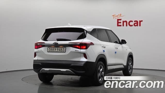 Kia Seltos Trendy, 2021 2