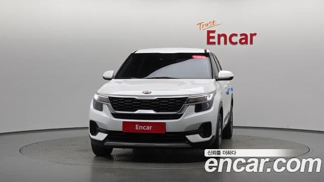 Kia Seltos Trendy, 2021 3