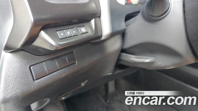 Lexus UX250h, 2020 15