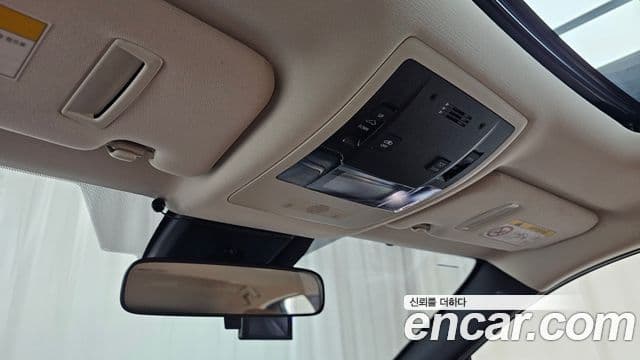 Lexus UX250h, 2020 18