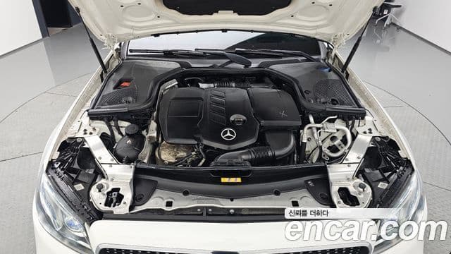 Mercedes-Benz E-класс W213 E220d кабриолет, 2018 6