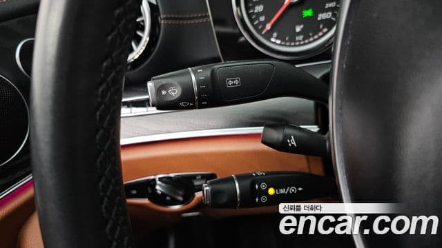 Mercedes-Benz E-класс W213 E220d кабриолет, 2018 19