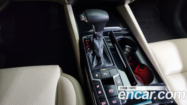 Kia All New K7 Prestige, 2016 9