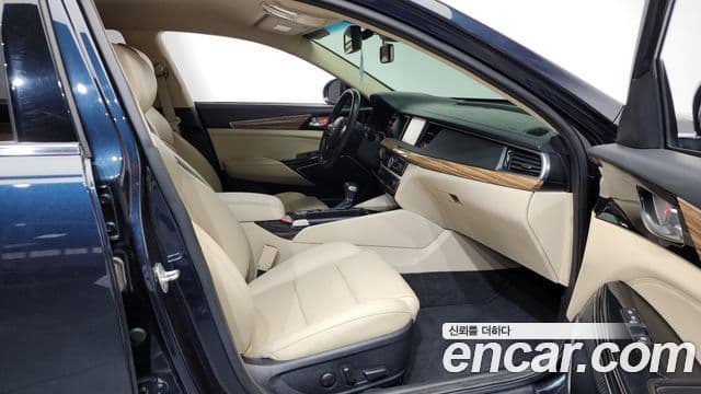 Kia All New K7 Prestige, 2016 11