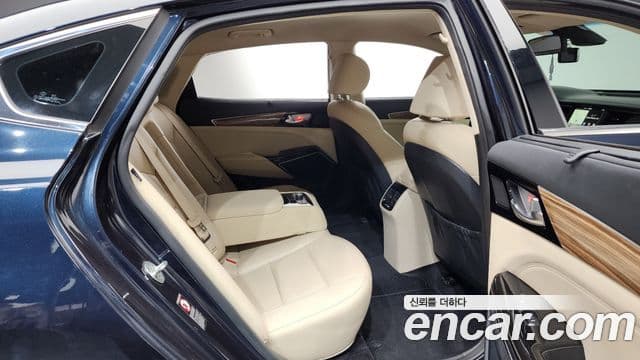 Kia All New K7 Prestige, 2016 12