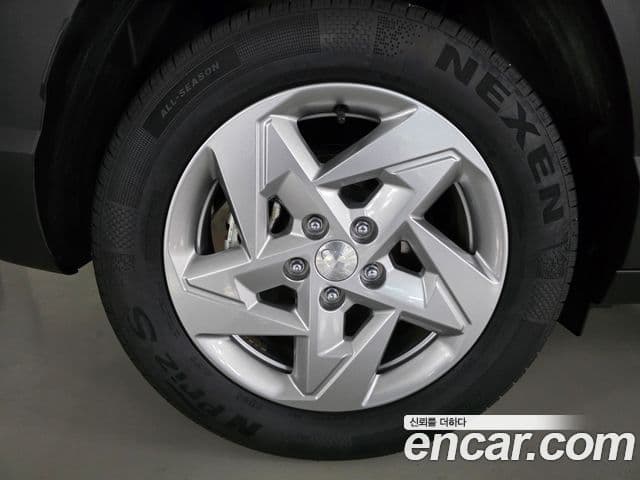 Hyundai Kona гибрид (SX2) Modern, 2023 8