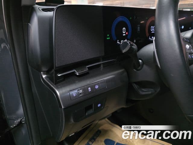 Hyundai Kona гибрид (SX2) Modern, 2023 12