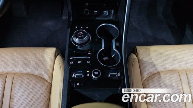 Kia K5 гибрид 3세대 Prestige, 2023 9