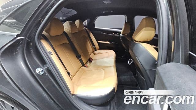 Kia K5 гибрид 3세대 Prestige, 2023 12