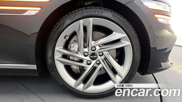 Genesis G80 (RG3) бензин 2.5 турбо AWD, 2025 все фото