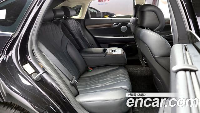 Genesis G80 (RG3) бензин 2.5 турбо AWD, 2025 12