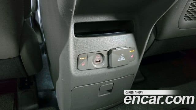 Kia All New Carnival Noblesse, 2015 17