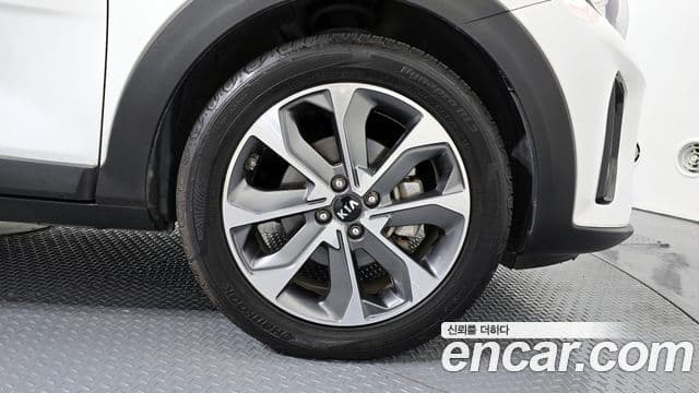 Kia Stonic Trendy, 2018 все фото