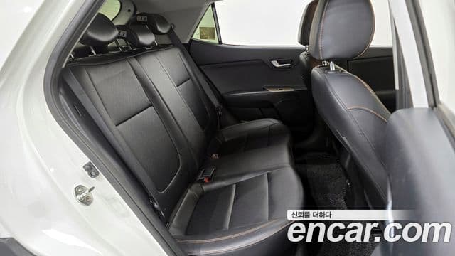 Kia Stonic Trendy, 2018 12