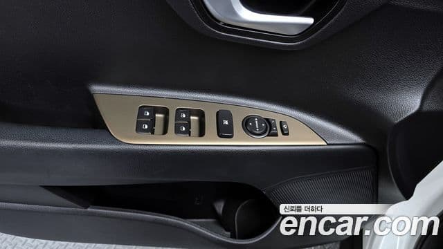Kia Stonic Trendy, 2018 17