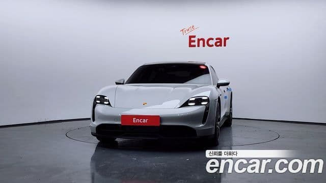 Porsche 타이칸 базовый, 2022 3