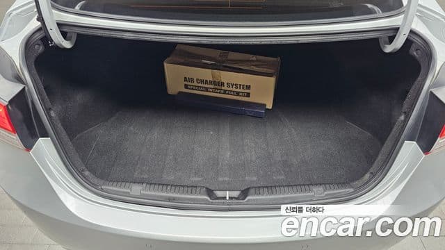 Hyundai Avante MD M16 GDI Deluxe, 2011 20