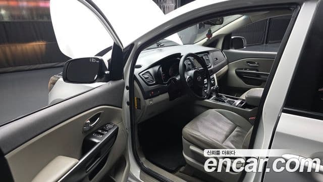 Kia All New Carnival 11인승 Deluxe, 2015 10