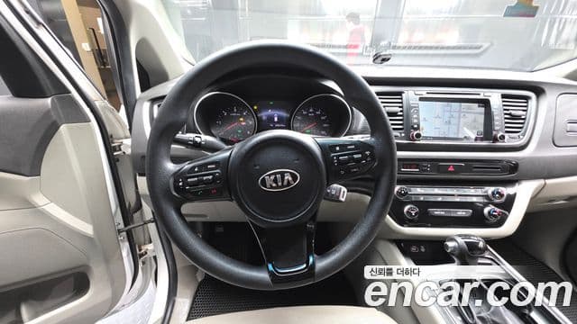Kia All New Carnival 11인승 Deluxe, 2015 14