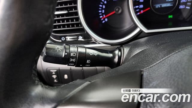 Kia The / новый New K5 Trendy, 2015 18