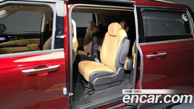 Kia Carnival 4세대 Signature, 2021 11