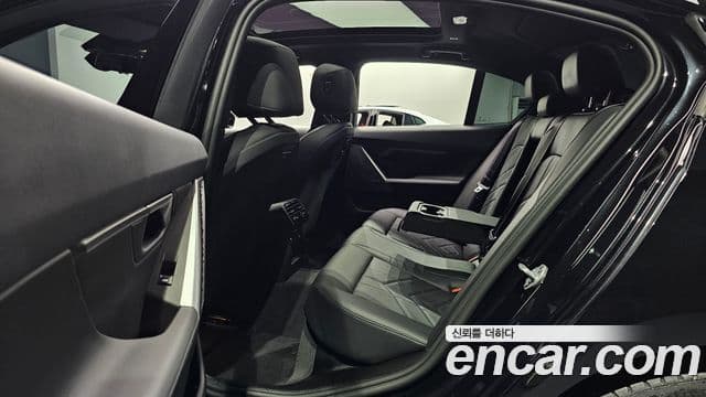 BMW 5시리즈 (G60) 520i Special Edition, 2025 11