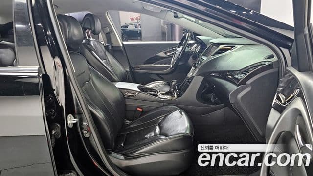 Hyundai Grandeur HG Luxury, 2012 10