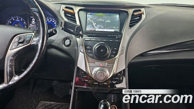 Hyundai Grandeur HG Luxury, 2012 15