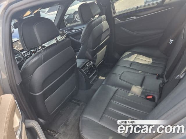 BMW 5시리즈 (G30) 520i M Sport, 2023 10