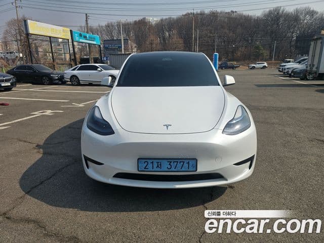 Tesla модель Y, 2024 2