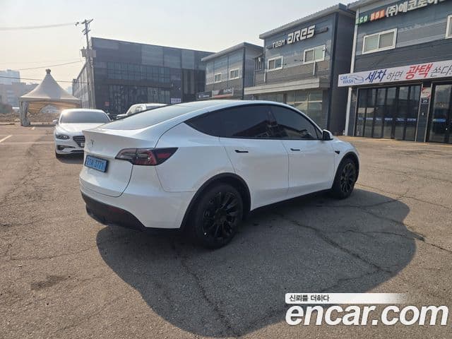 Tesla модель Y, 2024 6