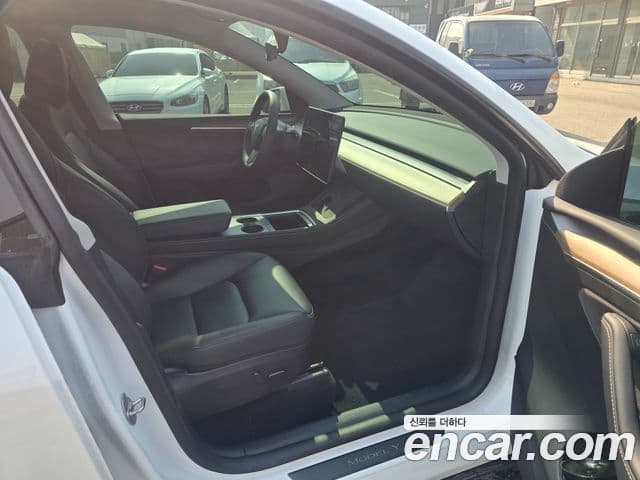 Tesla модель Y, 2024 14