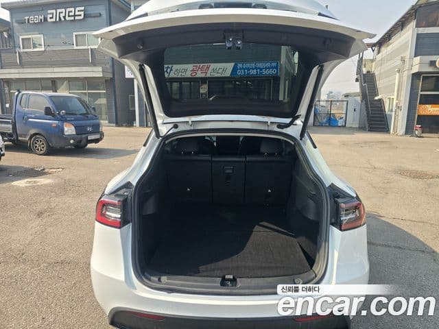 Tesla модель Y, 2024 19