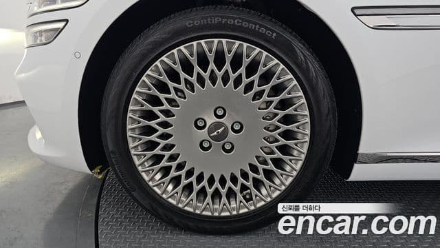 Genesis G80 (RG3) бензин 2.5 турбо 2WD, 2024 все фото