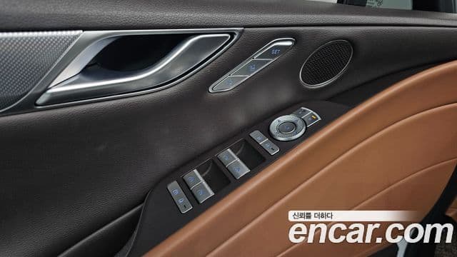 Genesis G80 (RG3) бензин 2.5 турбо 2WD, 2024 17