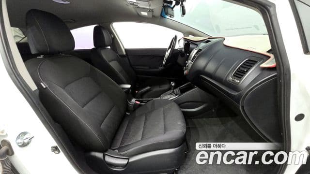 Kia K3 Luxury, 2013 11