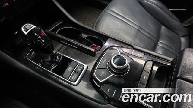 Kia The / новый New K9 Noblesse, 2015 9