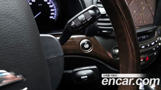 KG모빌리티(SsangYong) 뉴체어맨 W Prestige, 2012 16