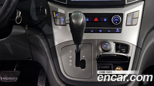 Hyundai Grand Starex 4WD детский перевозочный автомобиль, 2017 9