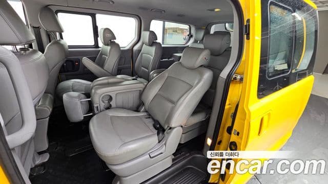 Hyundai Grand Starex 4WD детский перевозочный автомобиль, 2017 12