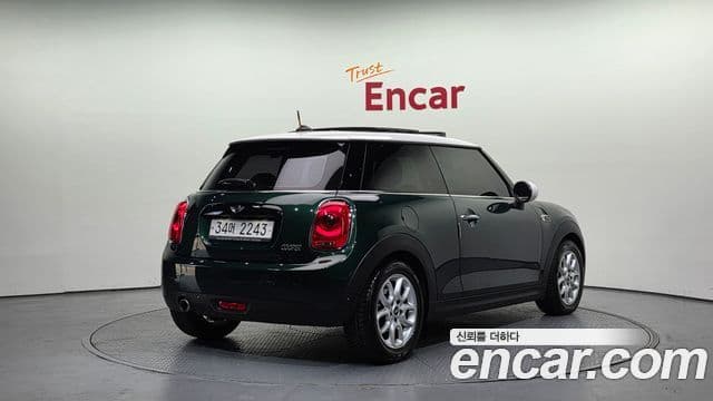 Mini Cooper 3세대, 2018 2
