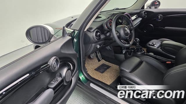 Mini Cooper 3세대, 2018 13