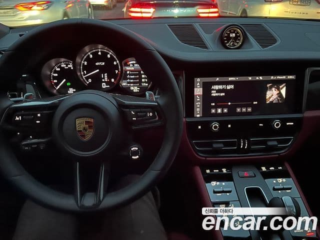 Porsche Macan 95B, 2023 4