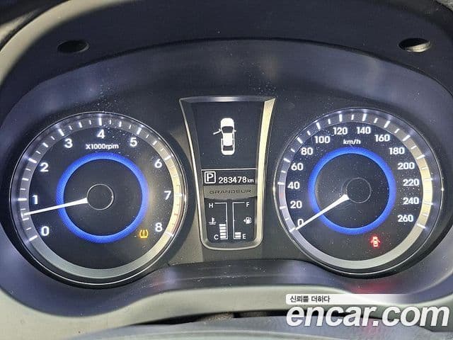 Hyundai Grandeur HG Premium, 2013 7